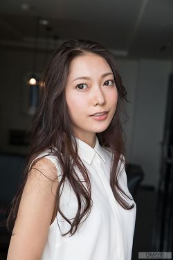 ランジェリーナ冲田杏梨